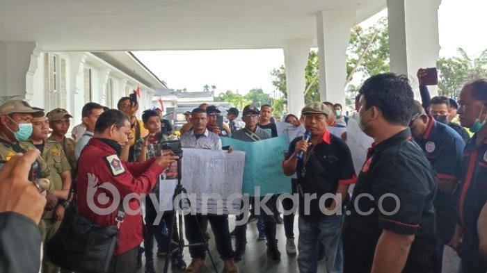 Puluhan Jurnalis Desak Bupati Sergai Copot Kadisdik yang Ancam Patahkan Tulang Wartawan