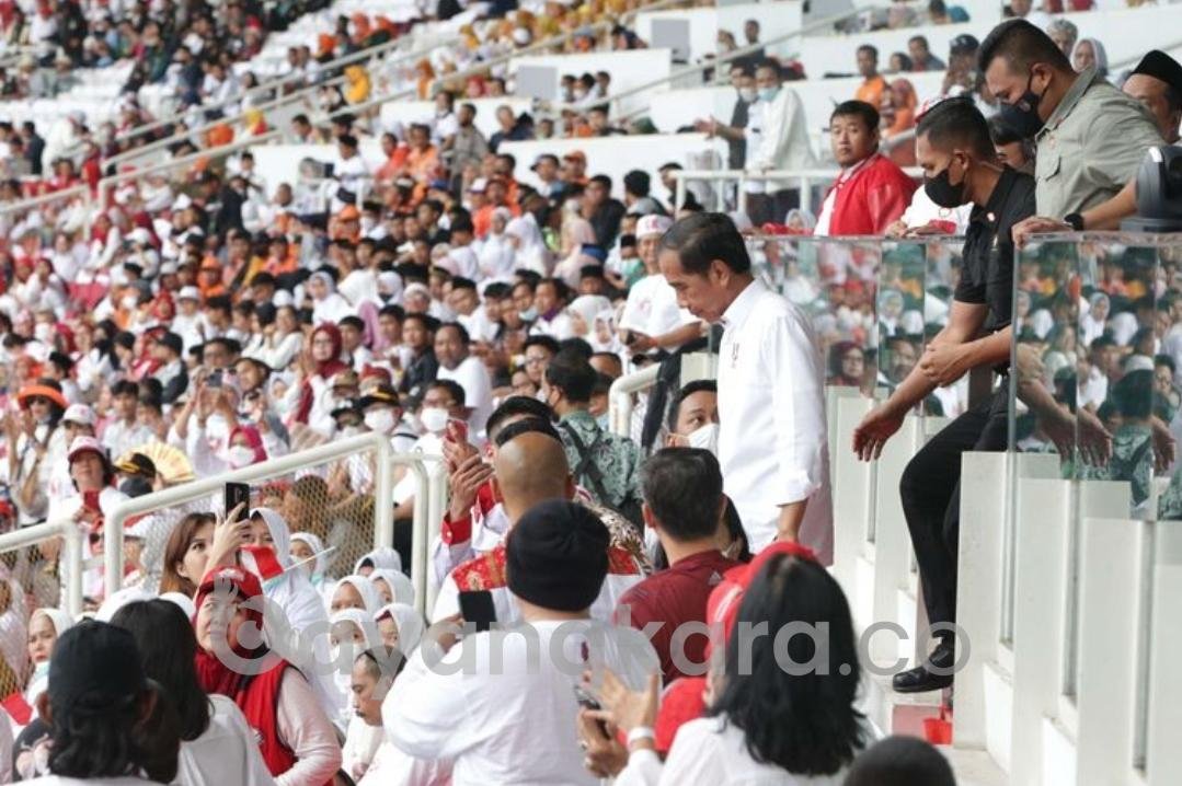 Pengamat Nilai Acara Reuni Relawan Jokowi Tak Perlu Digelar karena Kontraproduktif,Seharusnya Jokowi Fokus Pekerjaan nya.