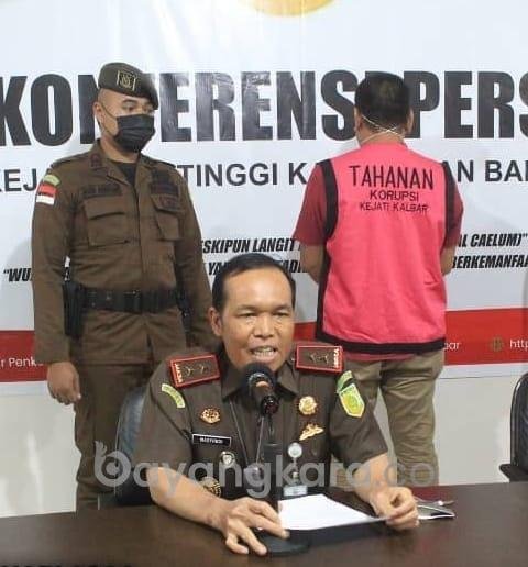 Ahkirnya Tersangka Tipikor Pembangunan Ruko Di Sungai Ambawang Th 2015-2018 Ditahan Kajati Kabar.