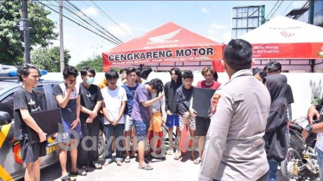 Polisi Gerebek Markas Judi Online Di Cengkareng