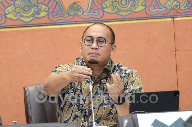 KOMISI VI DPR SEGERA PANGGIL MENTRI PERDAGANGGAN SOAL MINYAKKITA LANGKA DAN MAHAL