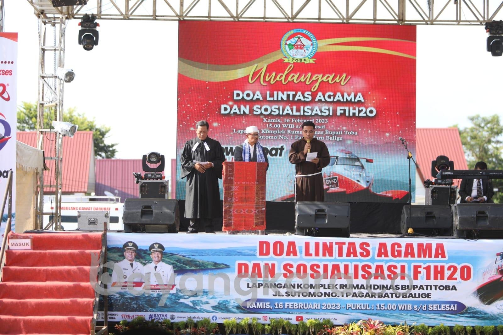 Warga Kawasan Danau Toba Doa Bersama Harap Perhelatan F1 Powerboat Sukses