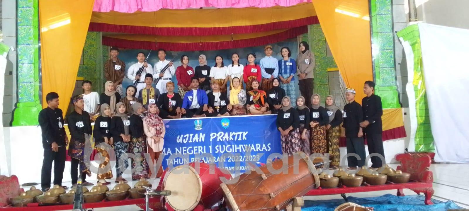 Ujian Praktek, 8 Kelas Gelar Pertunjukan Ludruk