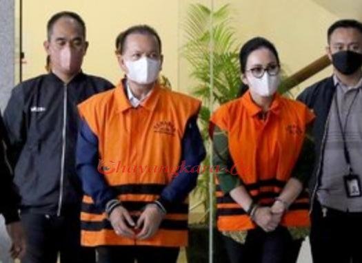 KPK TANGKAP PASTURI  YANG JABAT SEBAGAI BUPATI DAN ANGOTA DPR-RI