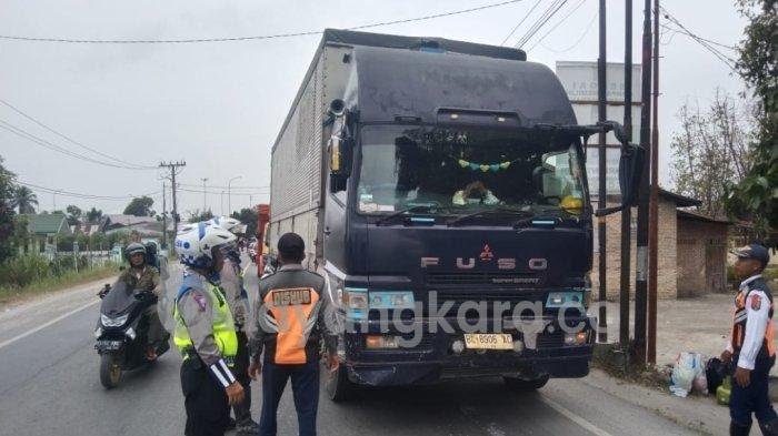 Polres Sergai Tindak Truk Pengangkut Barang Langgar Jam Operasional saat Mudik Lebaran