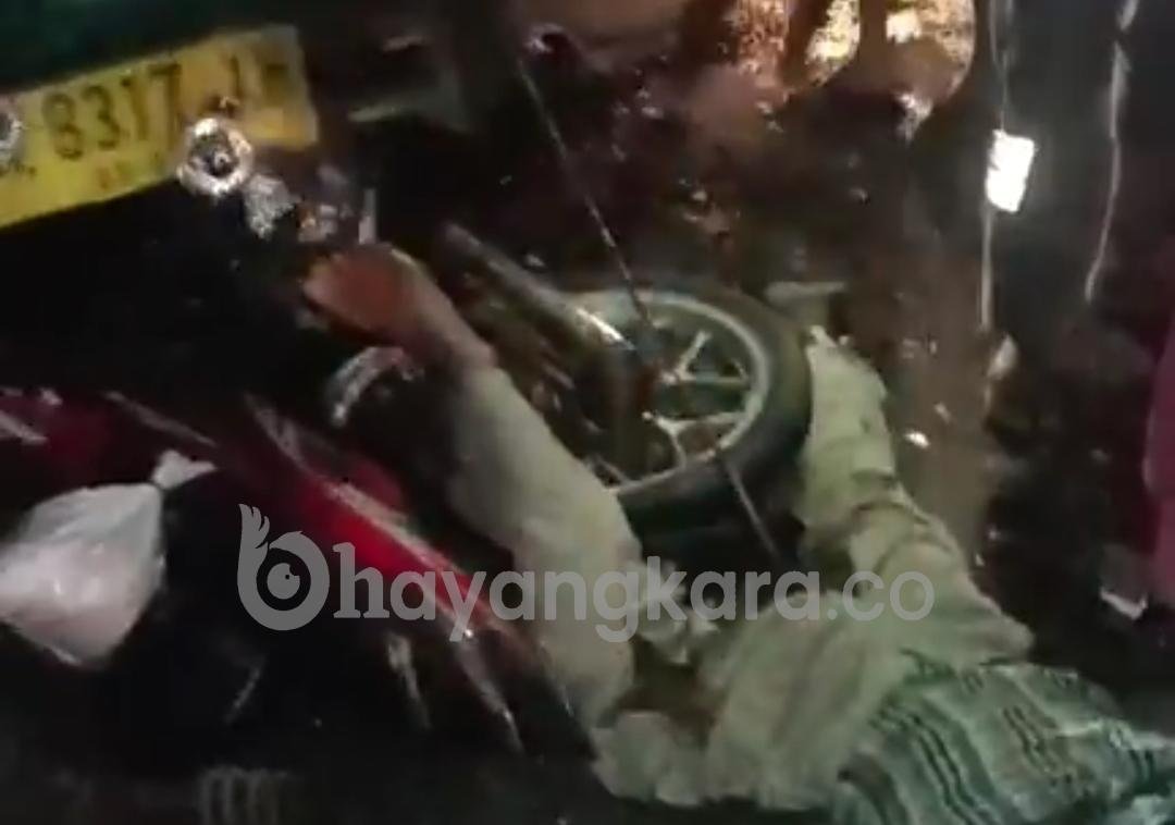 Lakalantas Di Desa Petatal, Pasangan Suami Istri Beserta Anaknya Meninggal Dunia, Satu Selamat. 