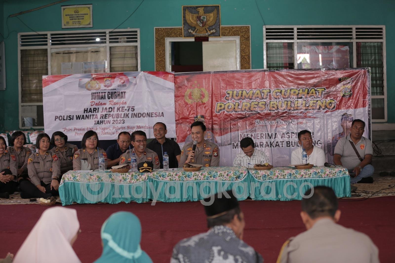WARGA KAMPUNG KAJANAN CURHAT KEPADA KAPOLRES BULELENG.