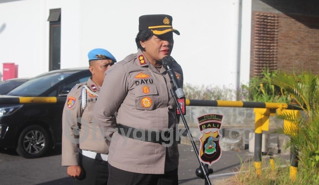 Kapolres Bandara Ngurah Rai Pimpin Apel Imbangan Operasi Pekat Agung-2023.