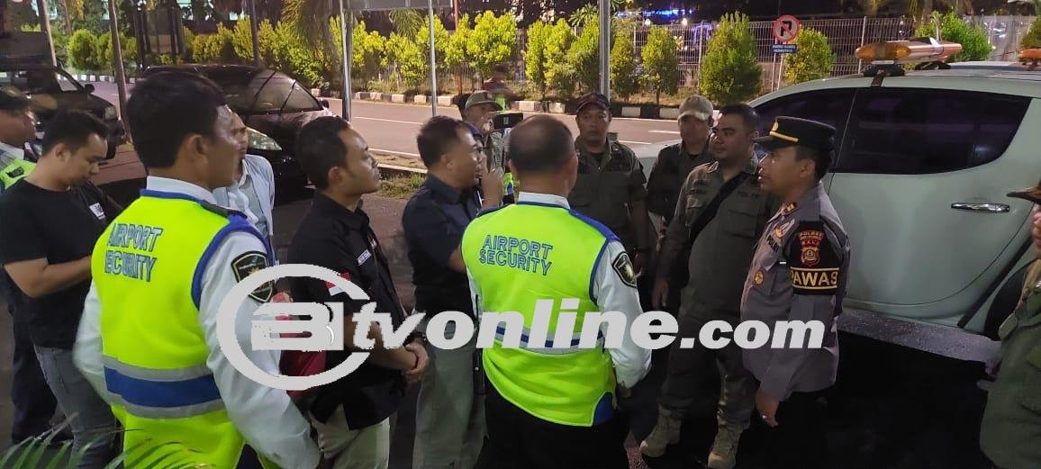 Berbuat Keributan,WN Amerika diamankan Petugas Keamanan Bandara Ngurah Rai