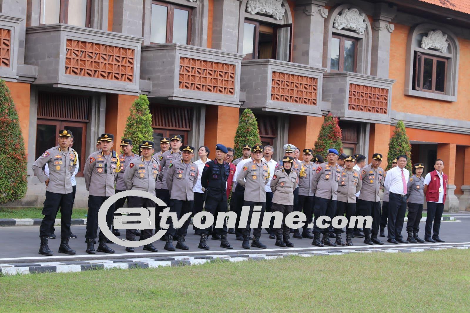 Pimpin Apel Pagi, Wakapolda Bali Ingatkan Terkait Kedisiplinan kepada Personel
