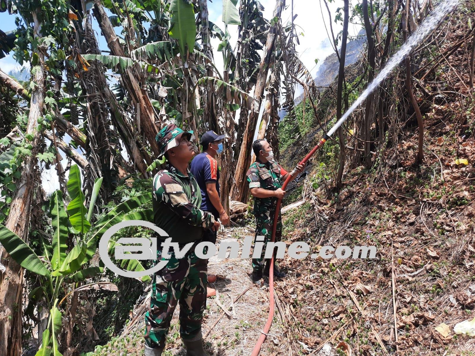 Kodim Tabanan kerahkan personel Bantu Padamkan Kobaran Api di TPA Mandung
