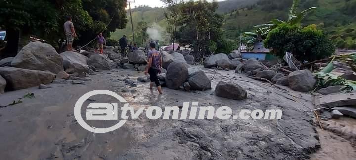 Lembah Bakkara berduka Akibat Banjir Bandang dan Longsor di Desa Simangulampe