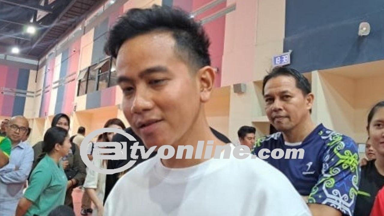 Cawapres Gibran Minta Maaf  Saat Salah Sebut Asam Sulfat untuk Cegah ‘Stunting’