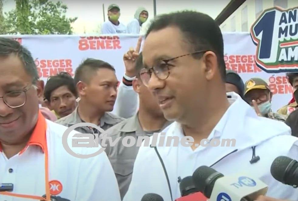 Ibrahim  HooperAnies Pertimbangkan Pakai Busana Khusus di Debat Capres Terakhir
