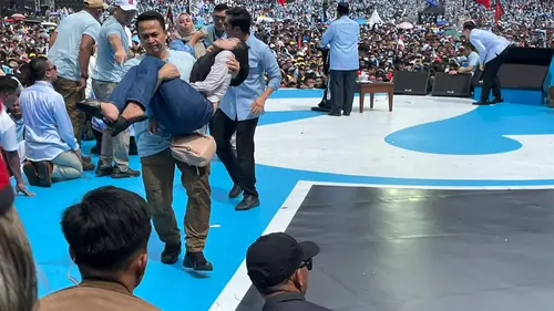 Saat Kampanye Akbar di GBK, Prabowo Himbau Masyarakat Keluar Jika Terlalu Panas