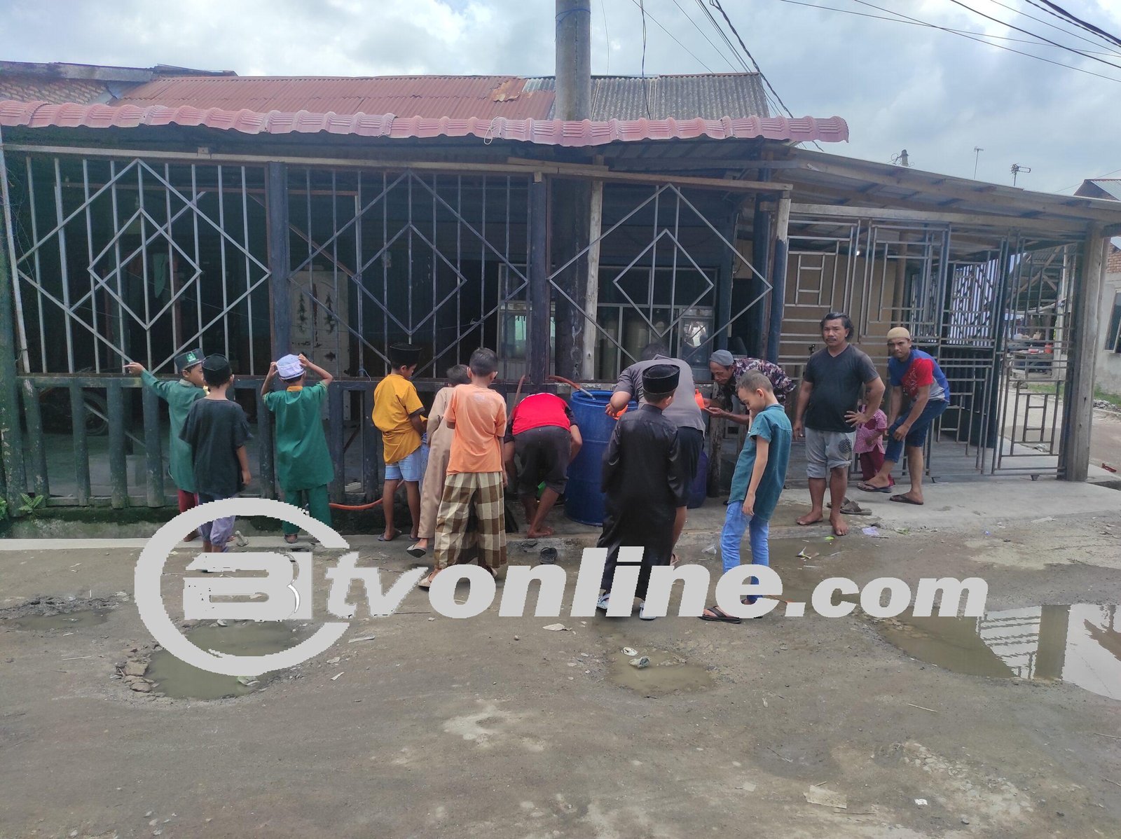 PDAM Kabupaten Batu Bara Bermasalah!!,Masjid Ar Rahman Bogak Krisis Air Bersih