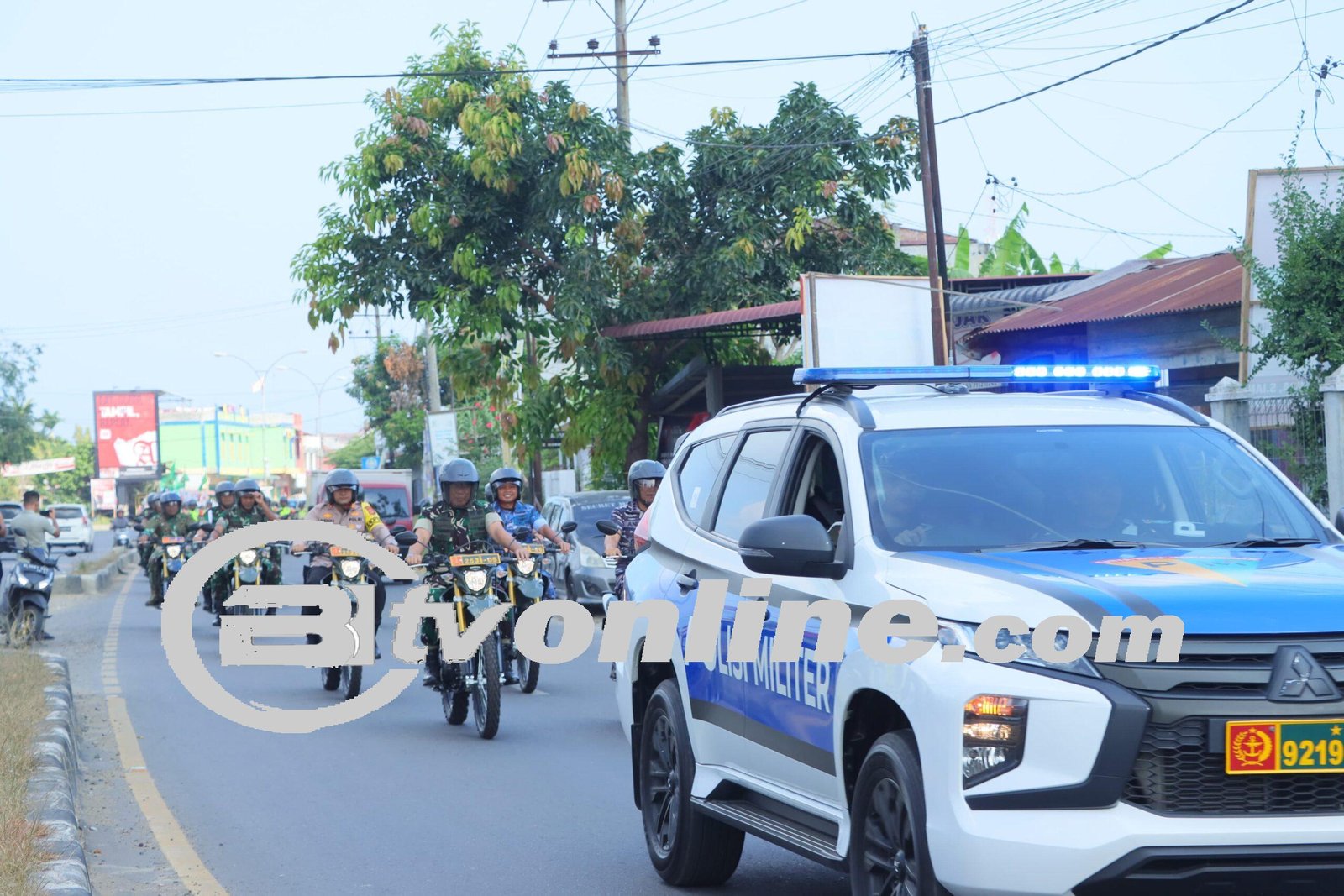Jelang Pergeseran Pasukan ke TPS, TNI-Polri di Lhokseumawe Gelar Apel dan Patroli Gabungan Skala Besar Pantau Kamtibmas