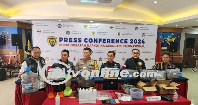 Modus Penyelundup 3,1 Ganja dan 2,8 Kg Kokain dari Kolombia ke RI