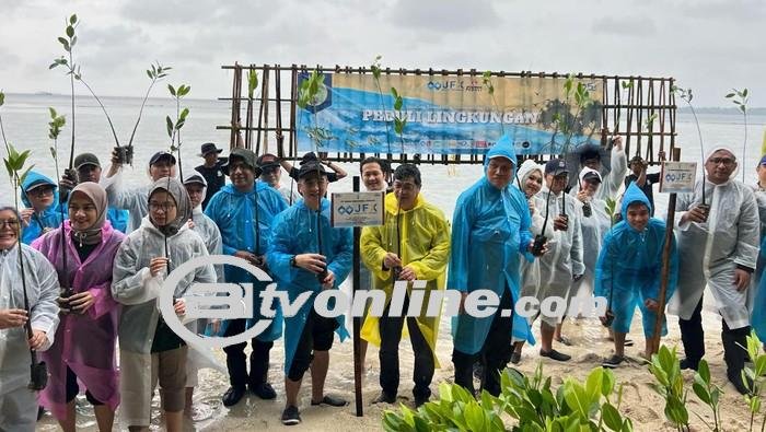JFX dan AGP Lakukan Penanaman Mangrove dan Pelepasan Tukik di Pulau Sebaru