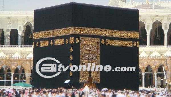 Hidayat Nur Wahid Mendorong Revisi Aturan Larangan Umrah Mandiri