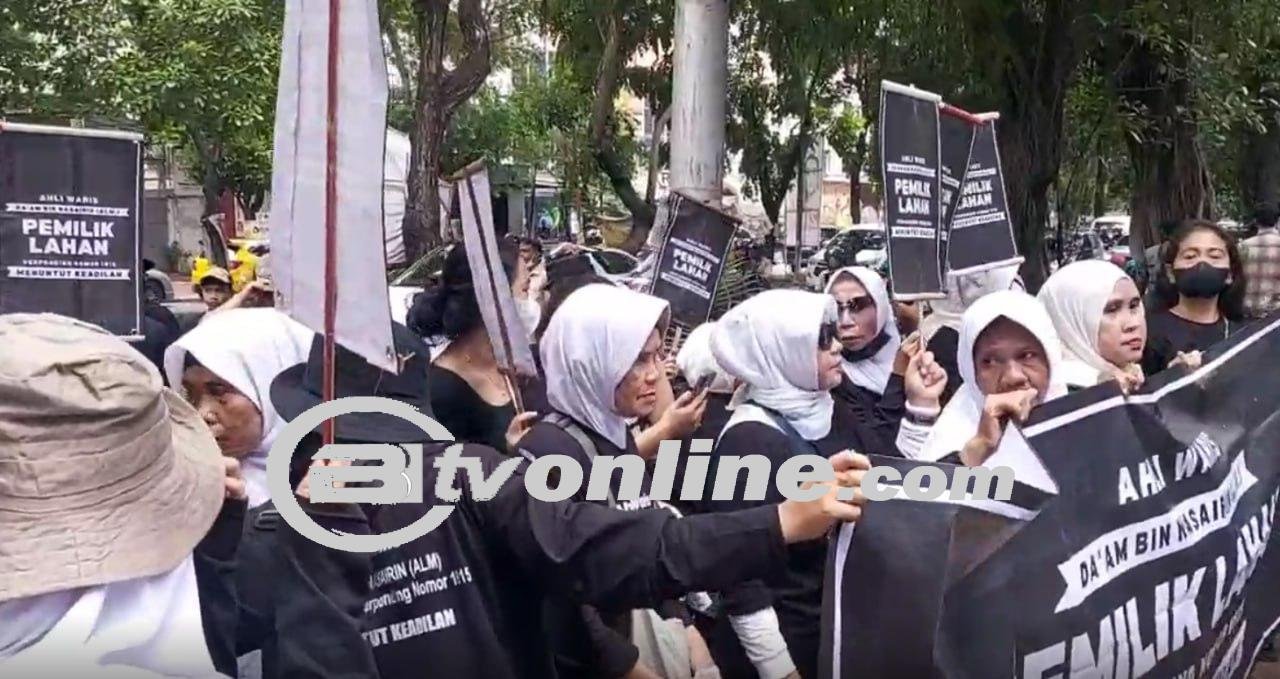 Haknya Belum Diterima, Ahli Waris Da’am Bin Nasairin Gelar Aksi Di PN Jakarta Pusat