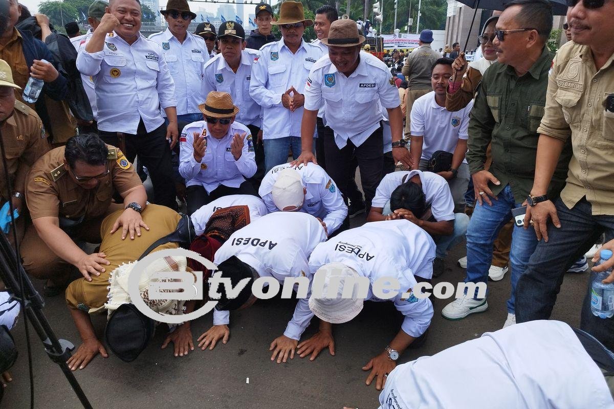 Senangnya Massa Apdesi Usai Revisi UU Desa Disepakati Oleh Pemerintah dan DPR