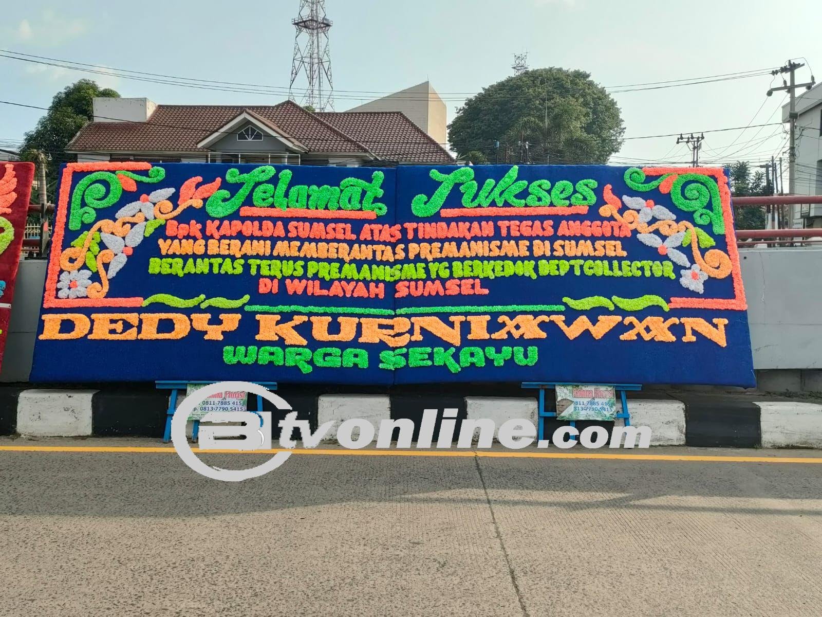 Mapolda Sumsel Banjir Karangan Bunga, Dukung Polisi Tindak Tegas Premanisme Berkedok Debt Collector