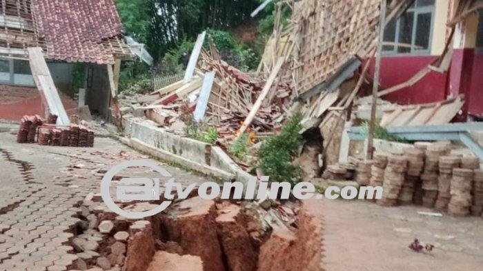 192 Warga Terpaksa Mengungsi Akibat Bencana Tanah Bergerak di Cigombong