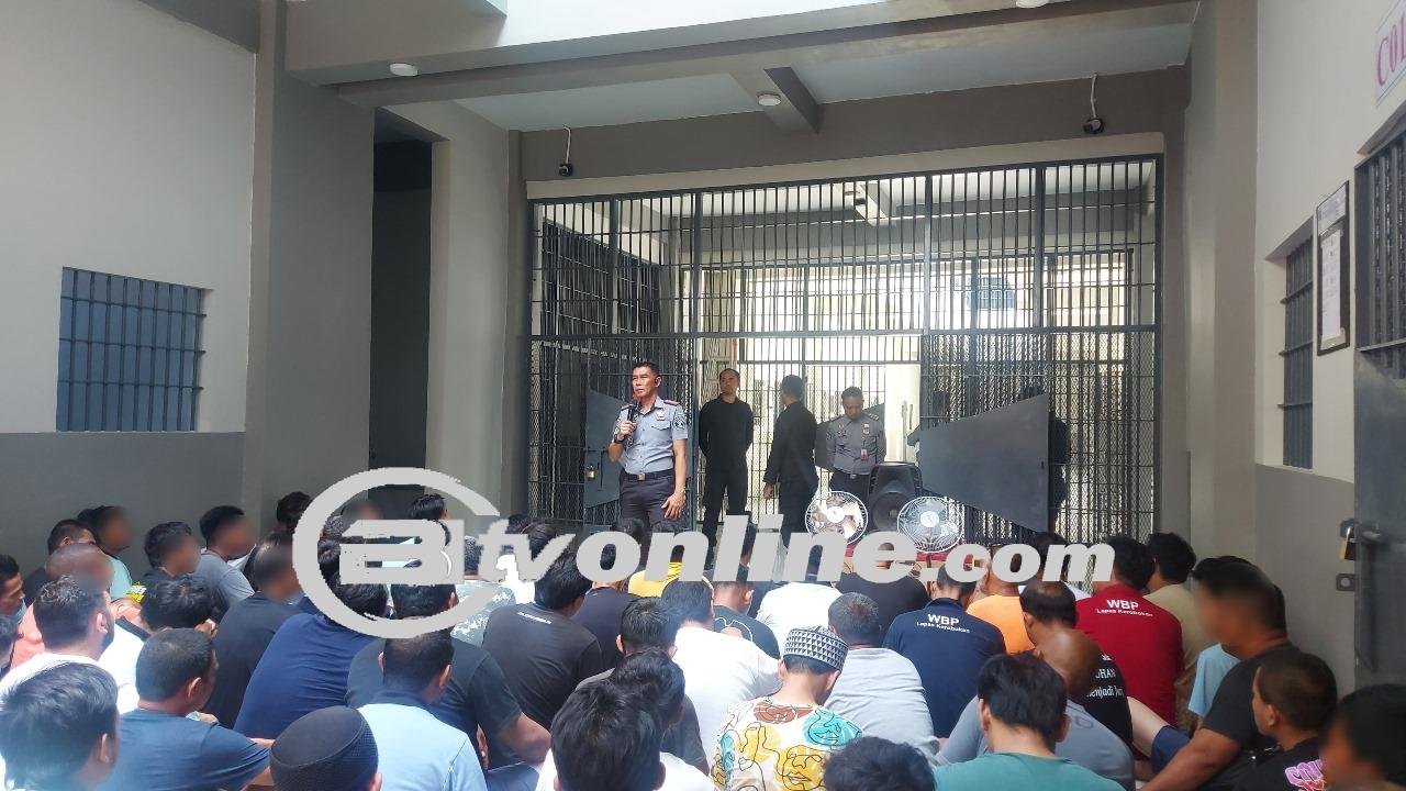 Kalapas Kerobokan Berikan Penguatan Kepada Warga Binaan