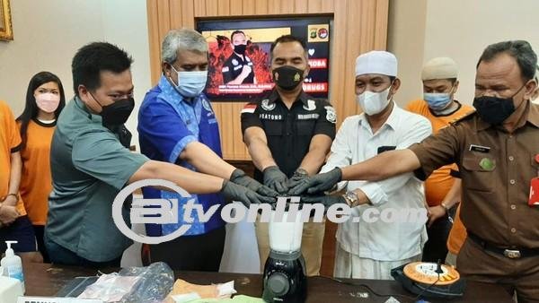 Kurir Narkoba Ditangkap di Parkiran Mal Tangerang: Sabu Lebih dari 1 Kilogram Disita