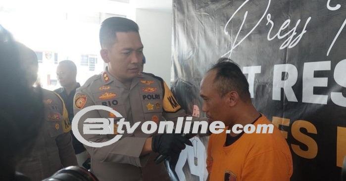 Ketua RW di Bogor Ngaku Khilaf Ancam Petugas Puskesmas Dengan Golok, Minta Maaf di Hadapan Polisi