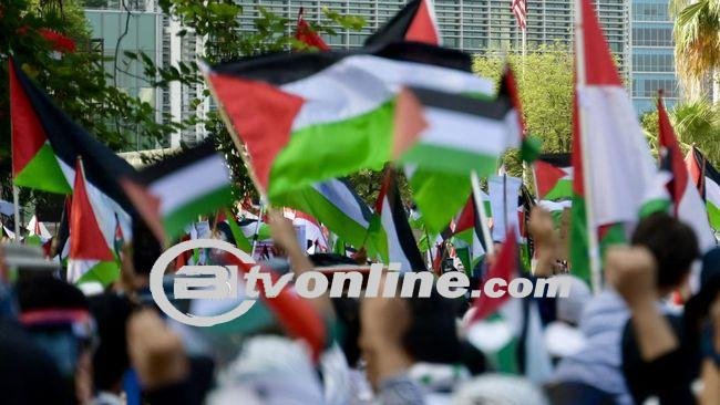 Massa Aksi Dari Koalisi Musisi Gelar Demo di Depan Kedubes AS, Stop Genosida Palestina