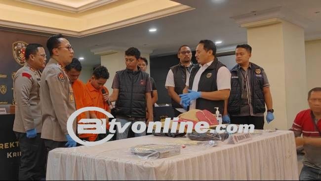 Skenario FA Setelah Pembunuhan Pamannya, Mengaku Korban Pergi ke Bali Tagih Utang