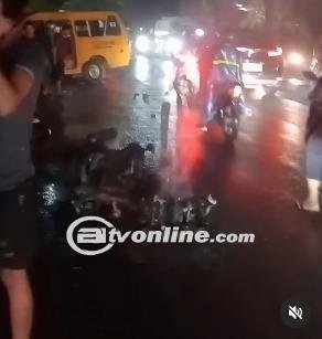Tiga Orang Terluka Dalam Kecelakaan Tabrakan Antara Sepeda Motor dan Angkot di Medan