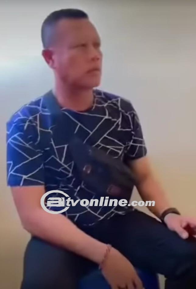 Viral! Anggota Polisi Diduga Merokok dan Minum Keras di Polres Sikka!