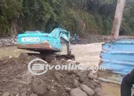 PT Nusantara Hidrotama Lakukan Normalisasi Sungai Batang Toru 5 Di Kecamatan Pahae Julu