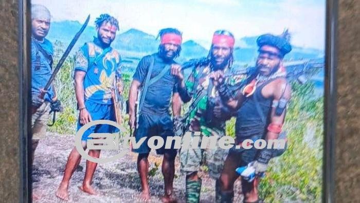 Satgas Damai Cartenz Berhasil Tangkap Anggota 1 OPM Pembunuh Danramil Aradide