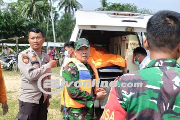 Korban Tewas Bencana Banjir Bandang Sumbar Hanyut Sampai ke Riau