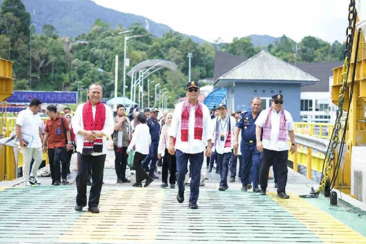 Meningkatkan Layanan Transportasi Wisata di Danau Toba: Kemenhub Fokus Optimalisasi Sarana Prasarana
