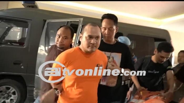 Buronan Teratas Thailand Ditangkap di Bali Setelah 7 Bulan Melarikan Diri,Kini Berbaju Tahanan