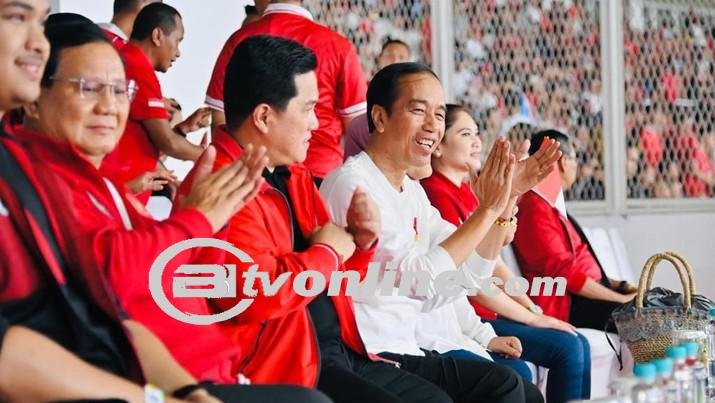 Presiden Jokowi Mendorong Semangat Timnas Garuda: Terus Berjuang!