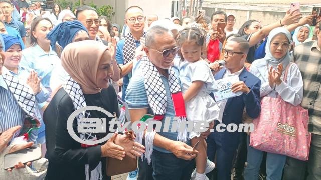 Ketua Umum PAN Zulkifli Hasan Resmi Membuka Garage Sale Blue Squad di Kantor DPP PAN Jakarta