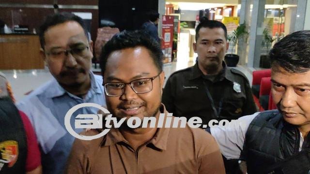 Pegawai KPK Gadungan Ditangkap dan Bawa Porsche dan Duit Tunai Rp 300 Juta?
