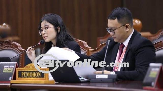 Hakim MK Puji Kinerja Dua Mahasiswa UI dalam Gugatan UU Pilkada