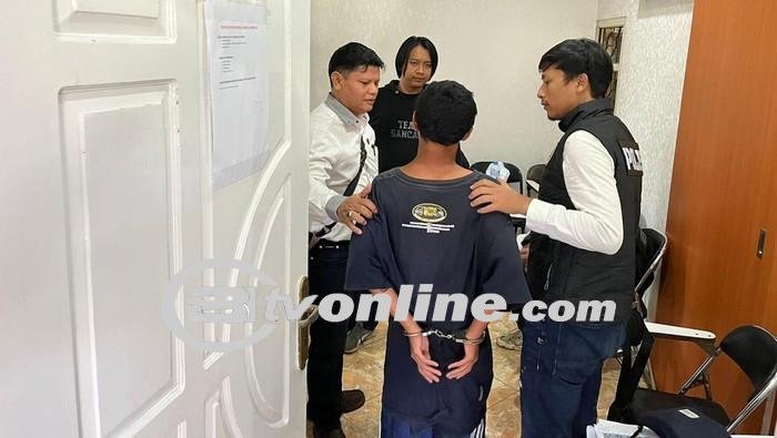 Polisi Bawa Erus ke RS Sartika Asih untuk Tes Kejiwaan Setelah Kasus Mutilasi di Garut