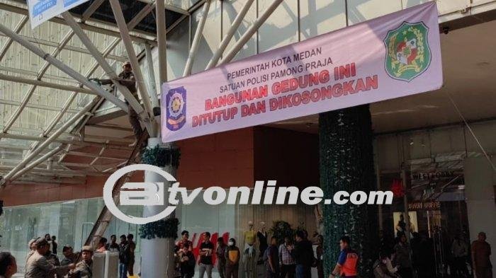 Mal Centre Point Medan Kembali Dipasangi Spanduk Penutupan karena Tunggakan Pajak Belum Dilunasi