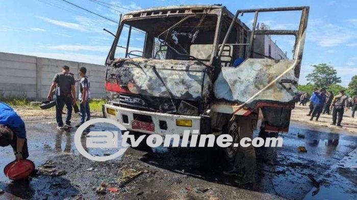 Kericuhan Penertiban Bangunan di Lahan Eks HGU PTPN II di Desa Sampali: Tiga Personel Satpol PP Luka-luka, Satu Mobil Damkar Dibakar!