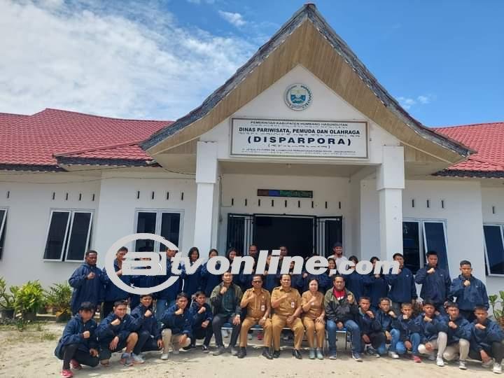 Kontingen Atlet Humbahas Diberangkatkan Mengikuti Porprovsu