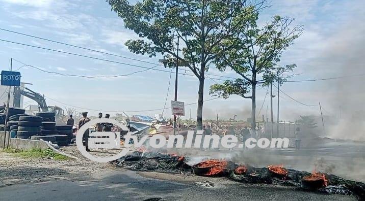 Kericuhan Kembali Terjadi di Jalan Haji Anif Sampali, Percut Sei Tuan: Aksi Blokade Jalan!!