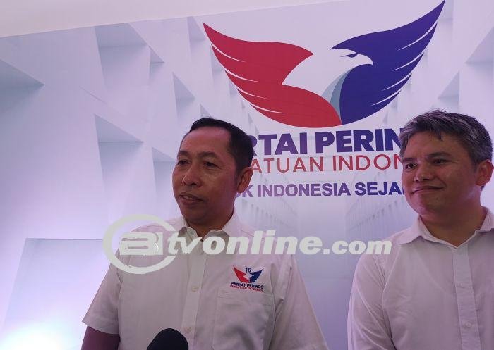 Dapat Dukungan dari Perindo, Cabup Tapanuli Utara JTP Hutabarat Janji Bangun Pertanian Berbasis Teknologi